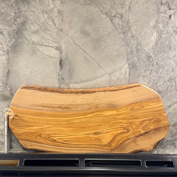 Olive Wood Serving Board with Raw Edge NWT - Picture 2 of 10